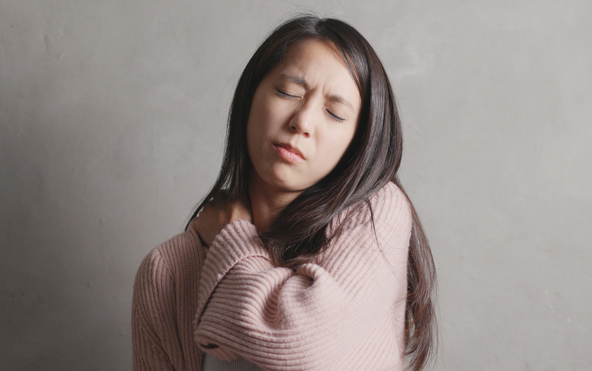 woman getting Pain Management in Spring Hill and Brooksville